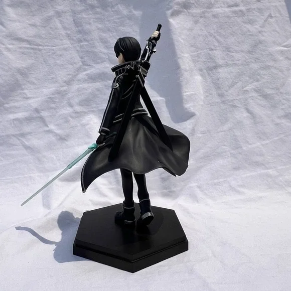 Sword Art Online Kirito Pop Up Parade Figure Anime Collectable Green Crunchyroll - Picture 5 of 16